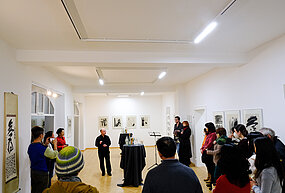 Eröffnung der Ausstellung "Tradition - Abstraktion: Ein künstlerischer Dialog"